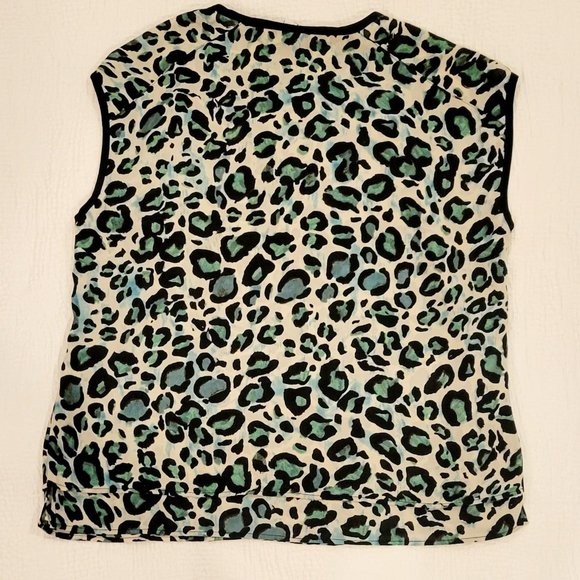 Size XS: CAbi Jungle Top Style 3260 - Picture 3 of 4